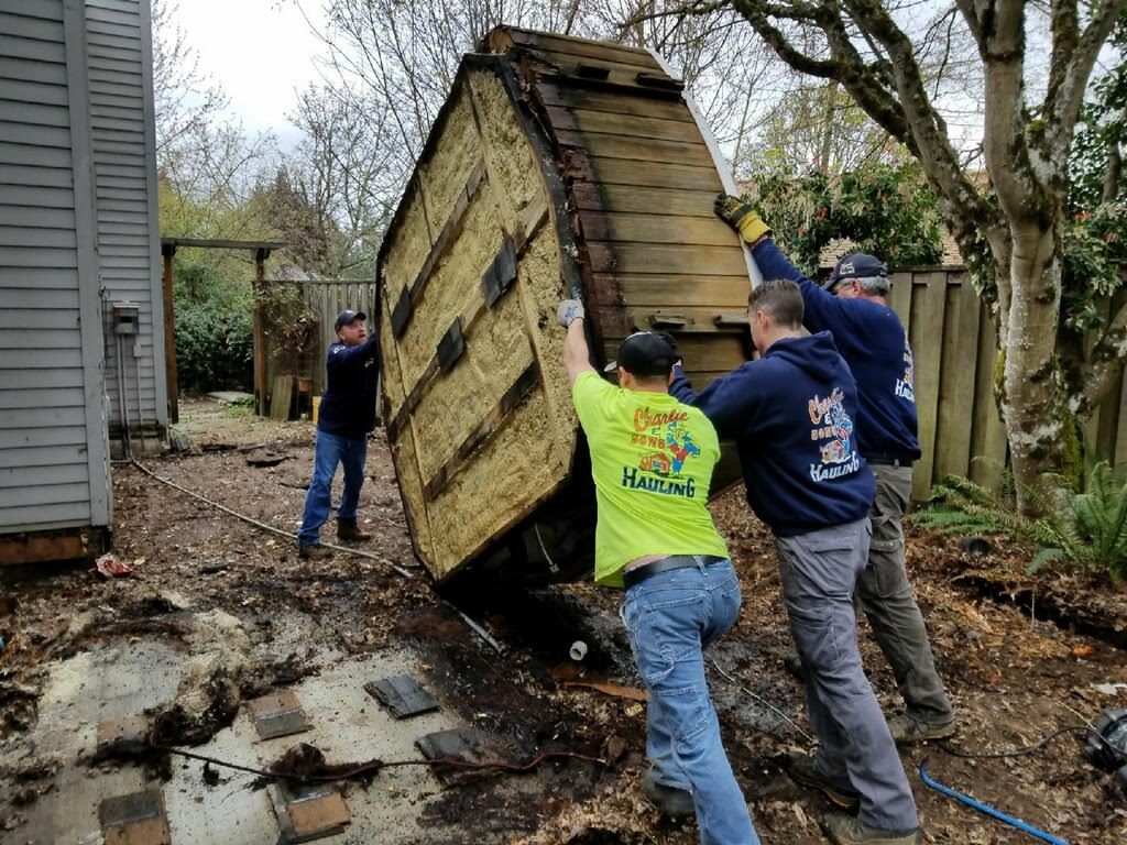 hauling away junk in st. louis