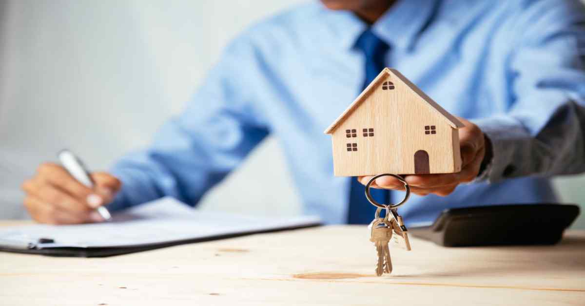 A Professional Guide to Navigating the Lake Home Buying Process