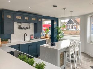 Modern vs. Traditional Kitchen Styles: Pros & Cons